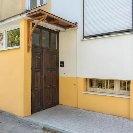 Apartament With Balcony 300 M To The By Renters